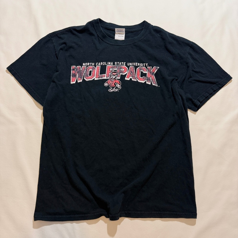 Gildan T-Shirt Men Medium Black NC State University Wolfpack Graphic NCAA Tee